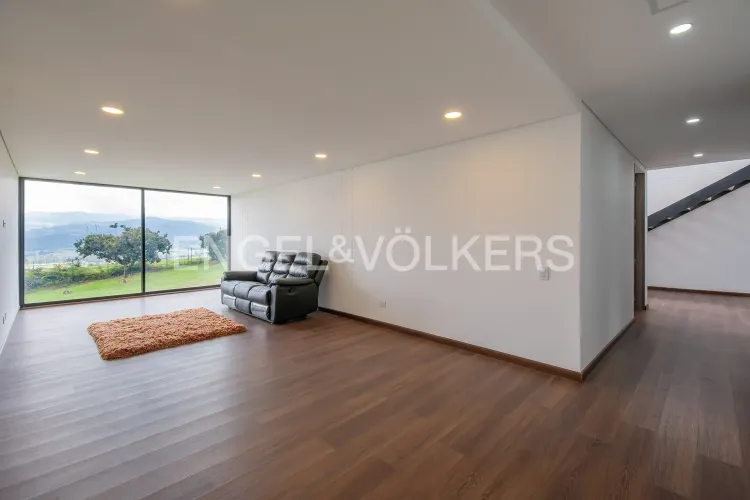 Casa de 5 alcobas en venta en San Gabriel, Sopó, 416 m² · foto 15 de 20