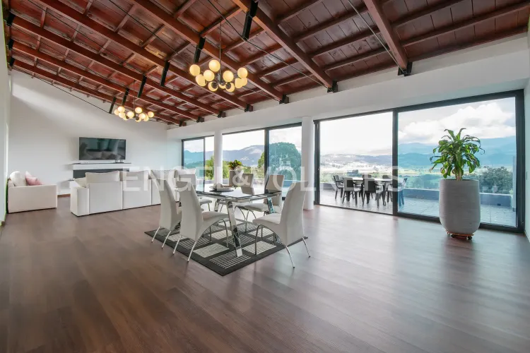 Casa de 5 alcobas en venta en San Gabriel, Sopó, 416 m² · foto 2 de 20