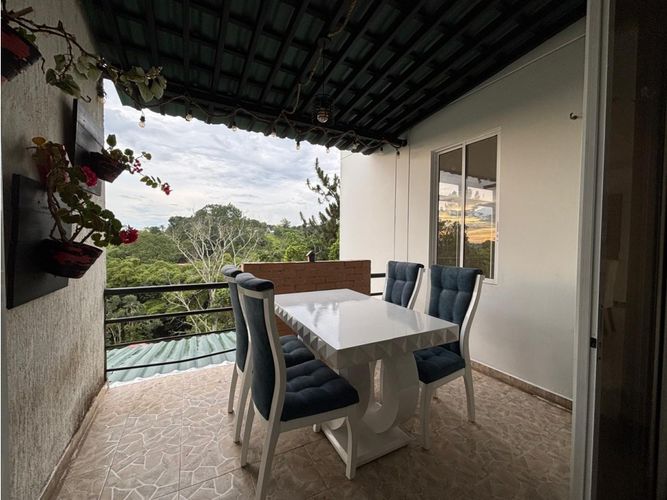 Casa de 7 alcobas en venta en Ruitoque Alto, Piedecuesta, 745 m² · foto 8 de 24