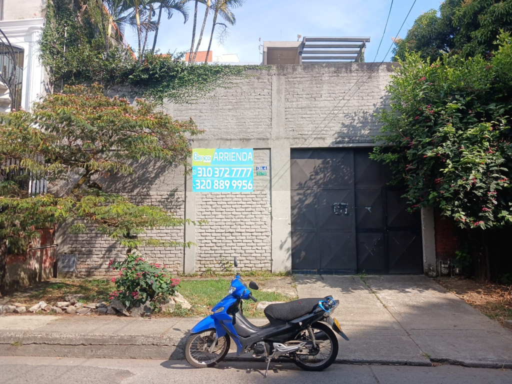Casa en Arriendo en Bellavista, Cali