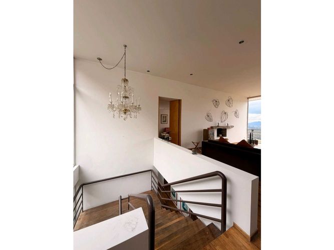Casa de 5 alcobas en arriendo en Aposentos, Sopó, 390 m² · foto 5 de 24