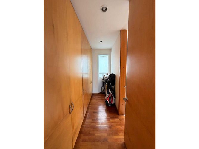 Casa de 5 alcobas en arriendo en Aposentos, Sopó, 390 m² · foto 13 de 24