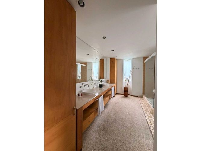 Casa de 5 alcobas en arriendo en Aposentos, Sopó, 390 m² · foto 23 de 24