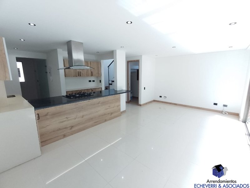 Casa en Arriendo en Loma del Chocho, Envigado