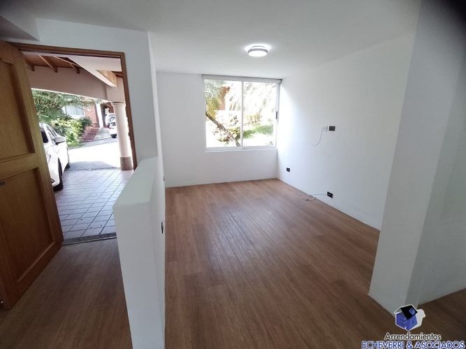 Casa de 4 alcobas en arriendo en Guaduales De La Abadia, Envigado, 240 m² · foto 7 de 16