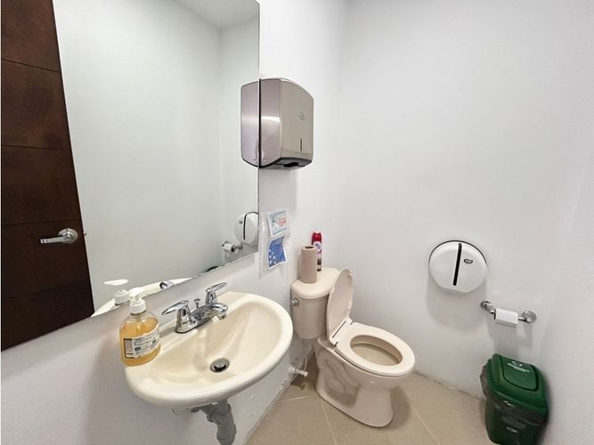 Oficina en arriendo en Milla De Oro, Medellín, 80 m² · foto 5 de 10