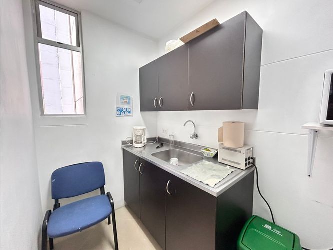 Oficina en arriendo en Milla De Oro, Medellín, 80 m² · foto 6 de 10