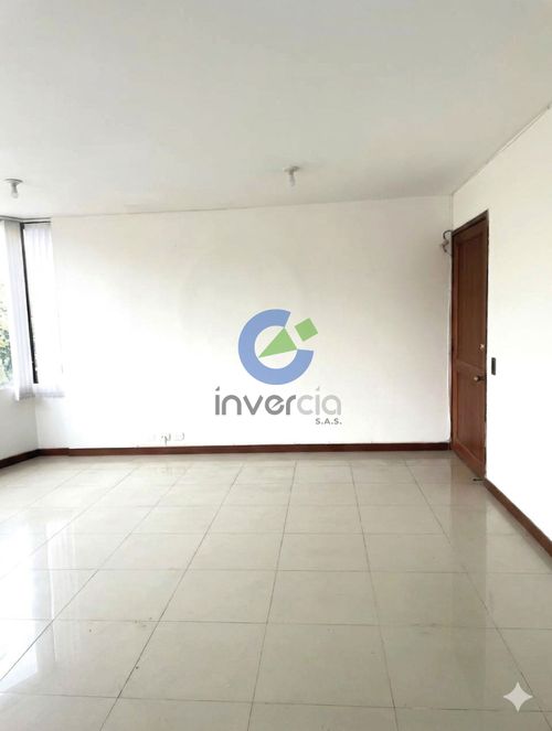 Oficina en venta en Pinares, Pereira, 28 m² · foto 2 de 10