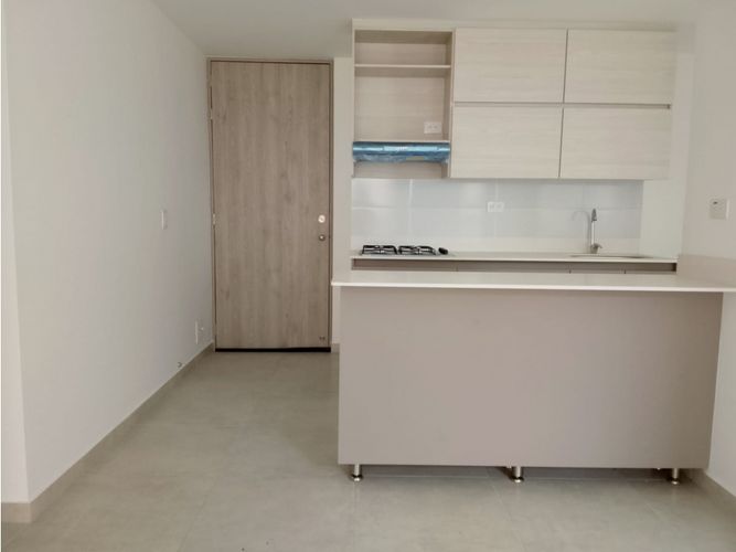 Apartamento de 3 alcobas en arriendo en Aves Maria, Sabaneta, 120 m² · foto 2 de 19