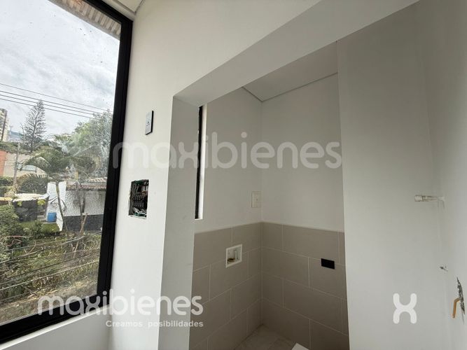 Apartaestudio en arriendo en Pajarito, Medellín, 42 m² · foto 3 de 8