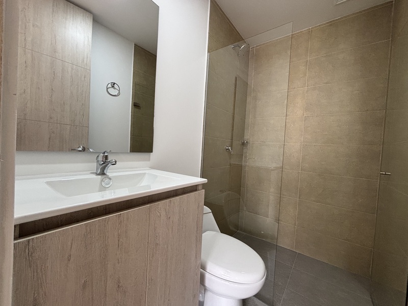 Apartamento en arriendo en Señorial, Envigado · foto 10 de 13