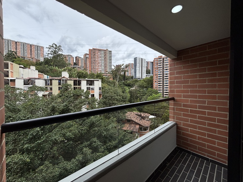 Apartamento en arriendo en Señorial, Envigado · foto 12 de 13