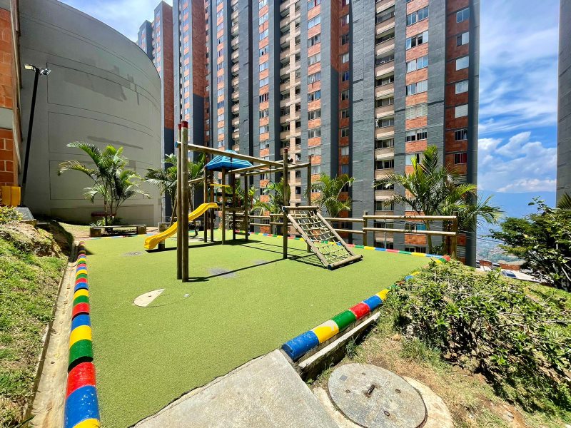 Apartamento en venta en Laureles, Medellín · foto 14 de 15