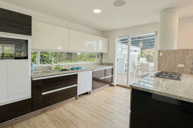 Casa de 3 alcobas en venta en Yerbabonita Bosque Nativo, Sopó, 353 m² · foto 4 de 24