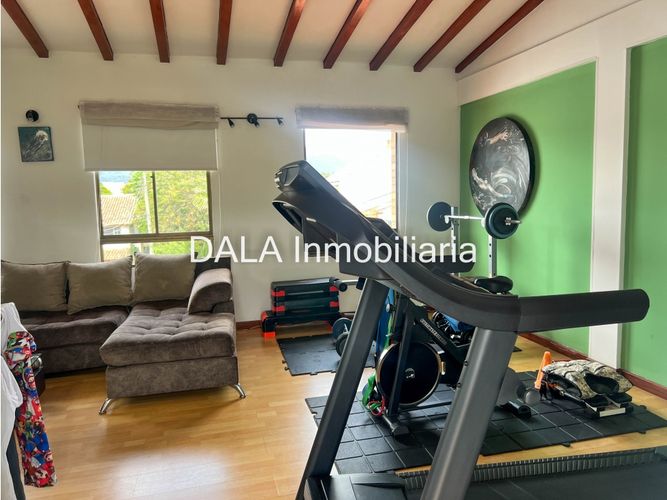Casa de 4 alcobas en venta en Ub La Virginia, Chía, 288 m² · foto 23 de 24