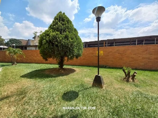 Apartamento de 3 alcobas en venta en El Limonar, Cali, 78 m² · foto 11 de 24