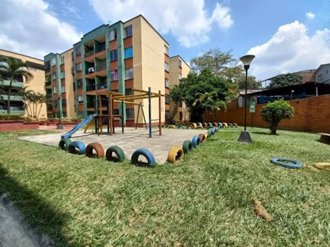 Apartamento de 3 alcobas en venta en El Limonar, Cali, 78 m² · foto 14 de 24