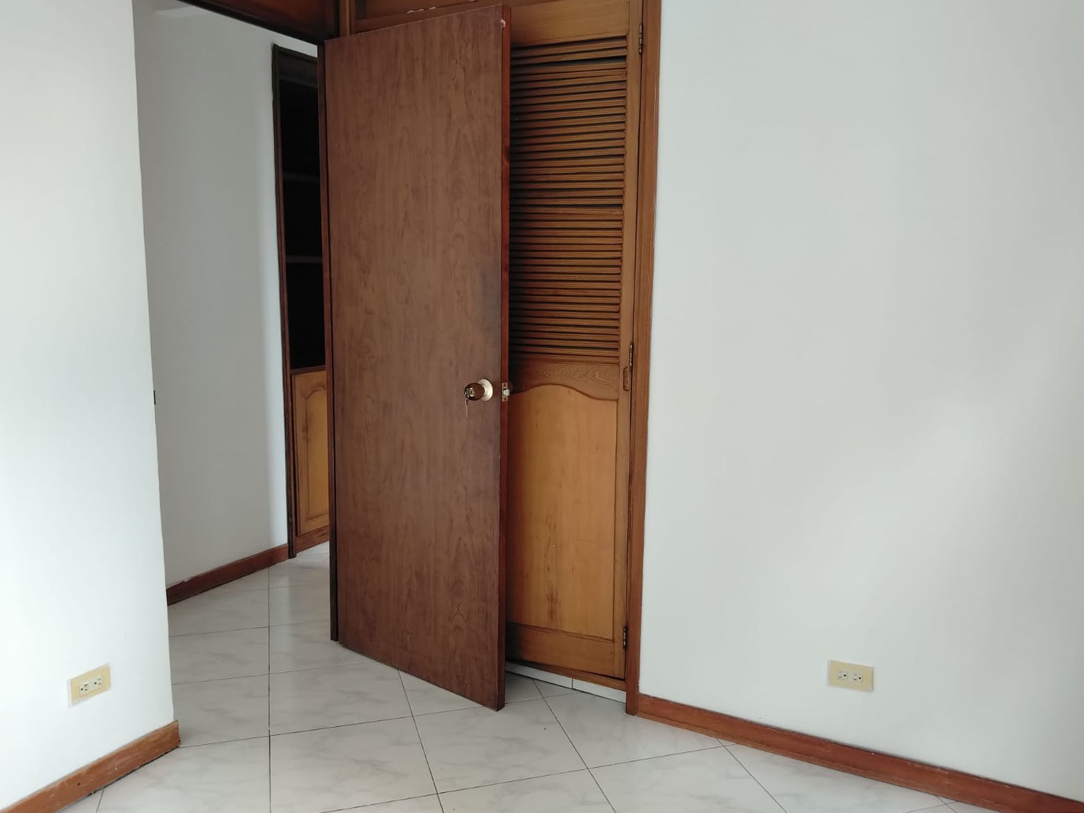 Apartamento en venta en El Poblado, Medellín · foto 14 de 18