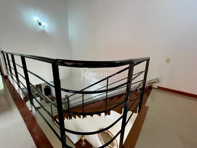 Casa de 4 alcobas en venta en Zuñiga, Medellín, 280 m² · foto 6 de 24