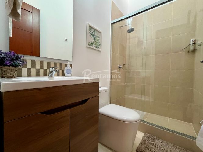Casa de 4 alcobas en venta en Zuñiga, Medellín, 280 m² · foto 9 de 24