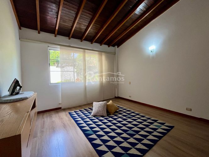 Casa de 4 alcobas en venta en Zuñiga, Medellín, 280 m² · foto 14 de 24