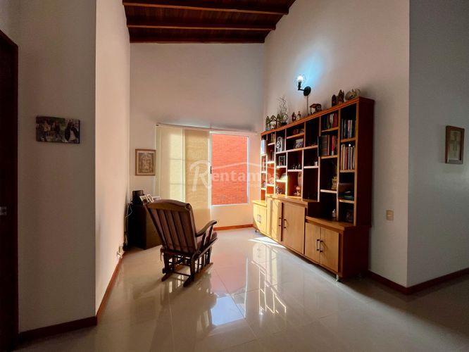 Casa de 4 alcobas en venta en Zuñiga, Medellín, 280 m² · foto 18 de 24