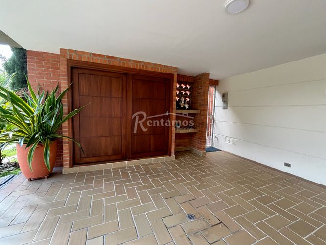 Casa de 4 alcobas en venta en Zuñiga, Medellín, 280 m² · foto 24 de 24