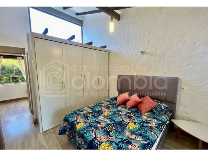 Casa de 3 alcobas en venta en Vía Las Palmas, Envigado, 300 m² · foto 16 de 23