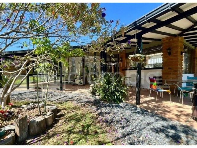 Casa de 3 alcobas en venta en Vía Las Palmas, Envigado, 300 m² · foto 18 de 23