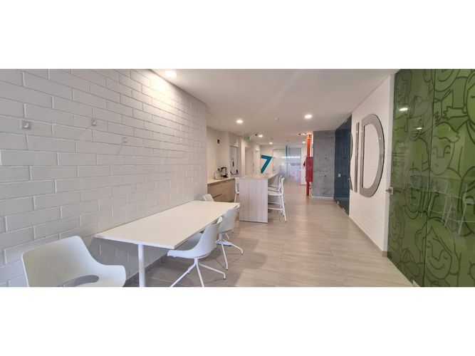 Oficina en arriendo en Sector Parque Valencia, Armenia, 11 m² · foto 2 de 10