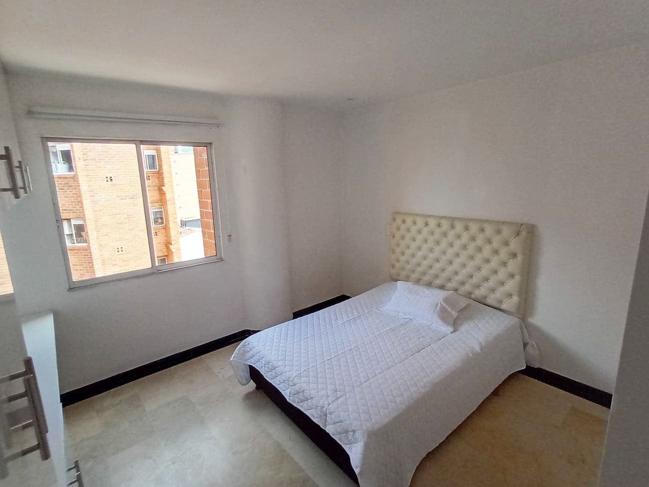 Apartamento en arriendo en Laureles, Medellín · foto 6 de 18
