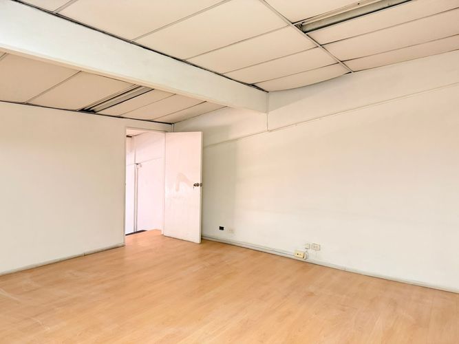 Oficina en arriendo en El Poblado, Medellín, 110 m² · foto 6 de 14