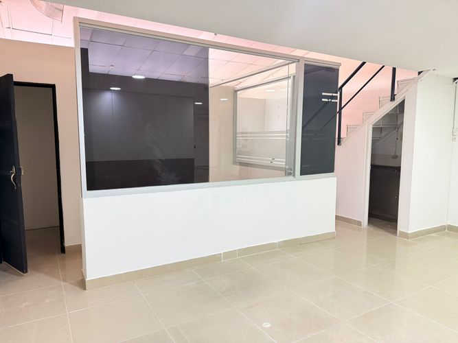 Oficina en arriendo en El Poblado, Medellín, 110 m² · foto 3 de 14