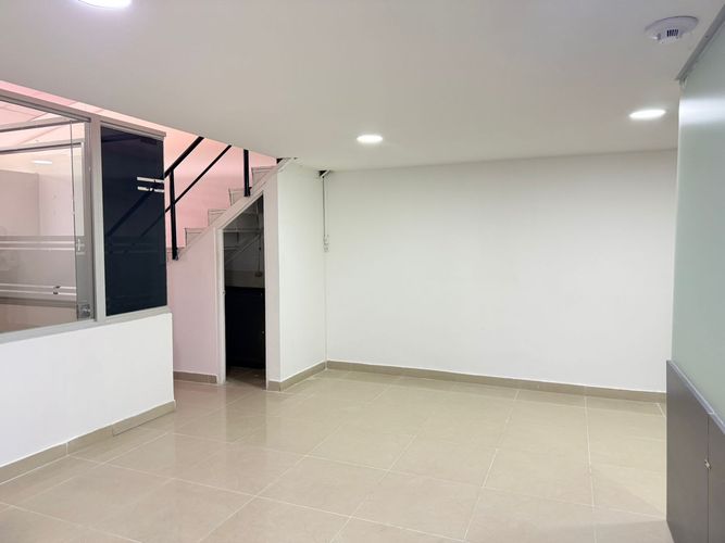 Oficina en arriendo en El Poblado, Medellín, 110 m² · foto 13 de 14