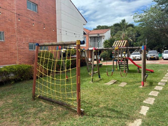 Apartamento de 4 alcobas en venta en La Florida, Ibagué, 266 m² · foto 22 de 24