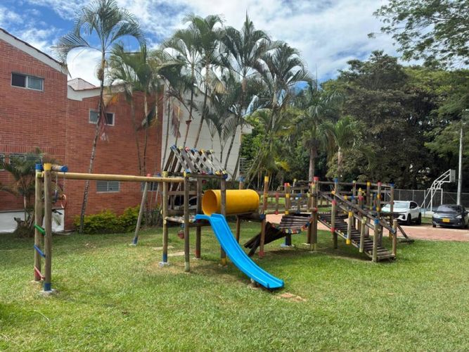 Apartamento de 4 alcobas en venta en La Florida, Ibagué, 266 m² · foto 23 de 24