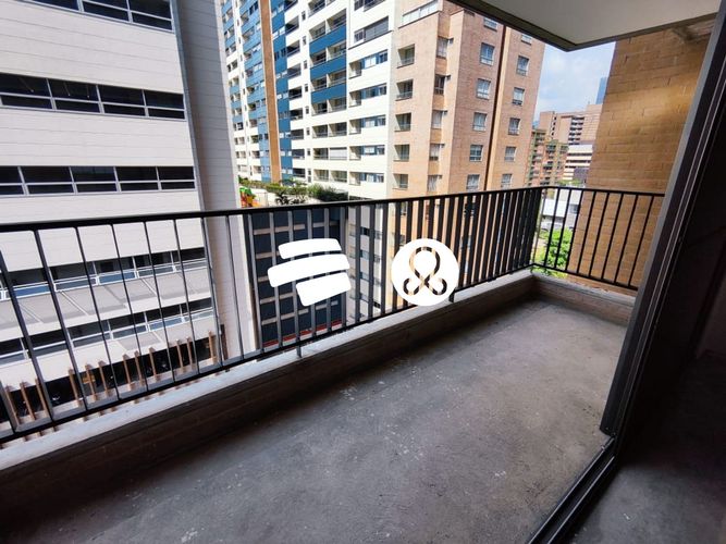Apartamento de 3 alcobas en venta en Laureles, Medellín, 79 m² · foto 14 de 15
