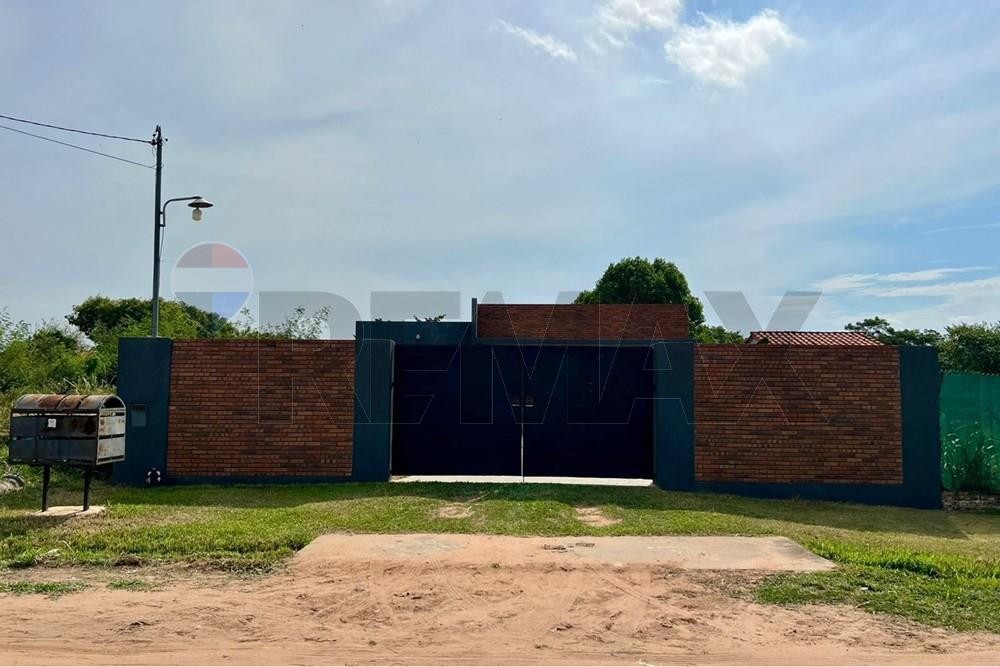 EN VENTA HERMOSA CASA EN LIMPIO    J.A. — foto 2