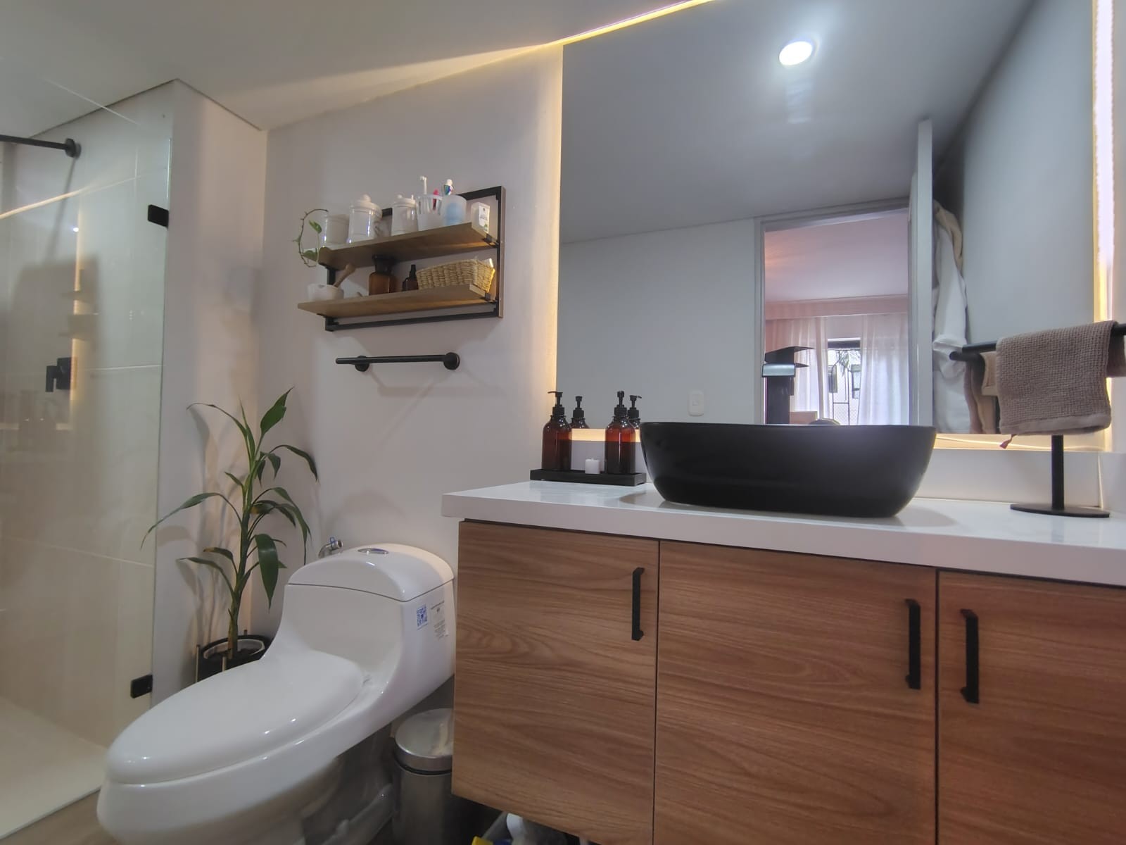 Apartamento en arriendo en Laureles, Medellín · foto 14 de 16