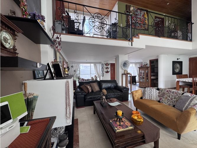 Casa de 4 alcobas en venta en Ilarco, Bogotá, 270 m² · foto 9 de 24