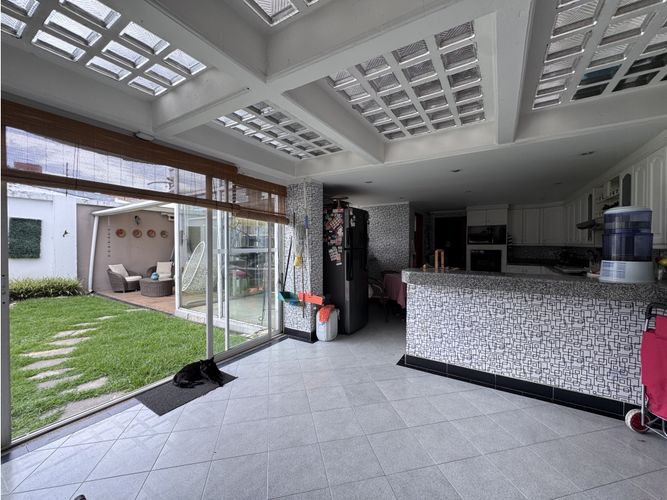Casa de 4 alcobas en venta en Ilarco, Bogotá, 270 m² · foto 23 de 24