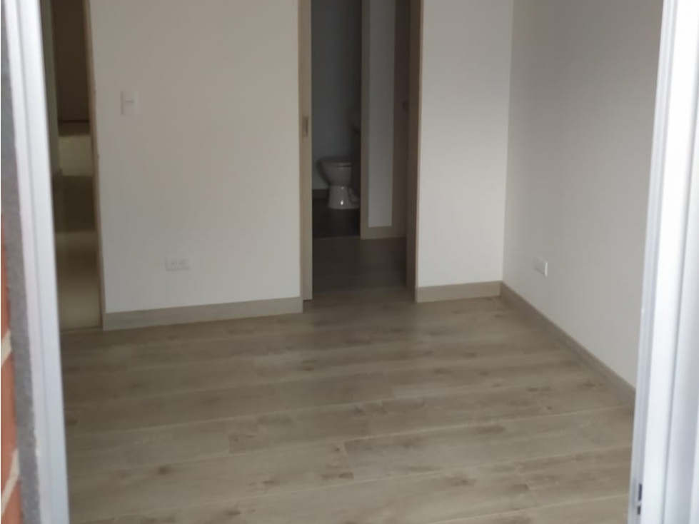 Apartamento en venta en La Ferreria, La Estrella · foto 8 de 9