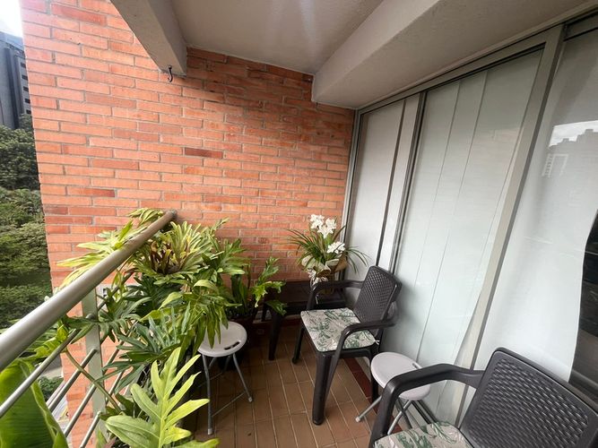 Apartamento de 2 alcobas en arriendo en Los Balsos, Medellín, 100 m² · foto 10 de 11