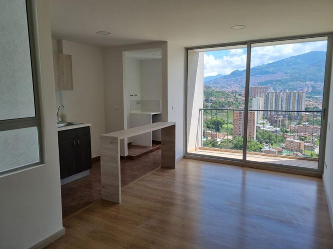 Apartamento de 3 alcobas en venta en Machado, Copacabana, 65 m² · foto 5 de 19