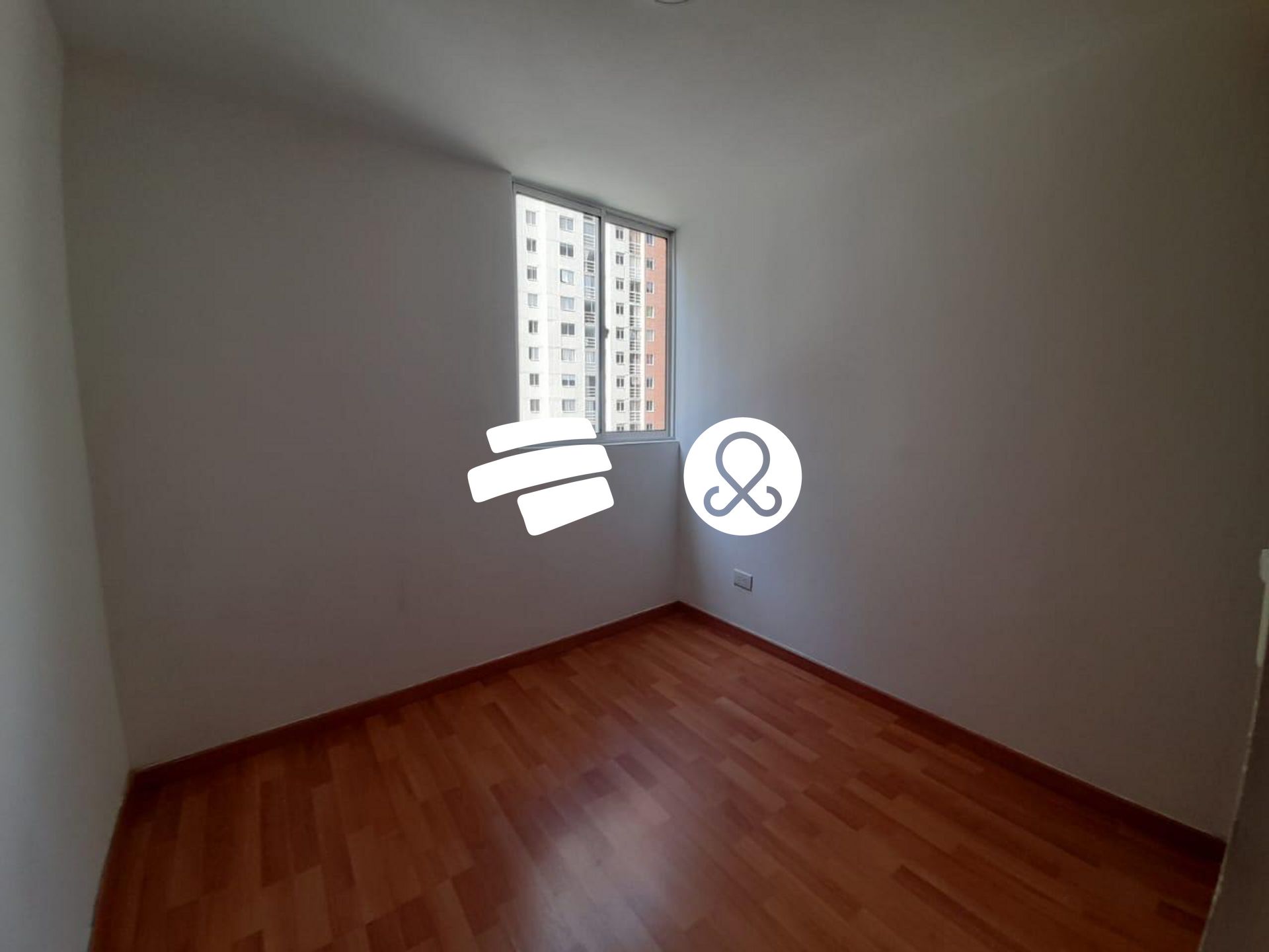 Apartamento en venta en Zona Industrial No. 1, Itagüí · foto 5 de 8