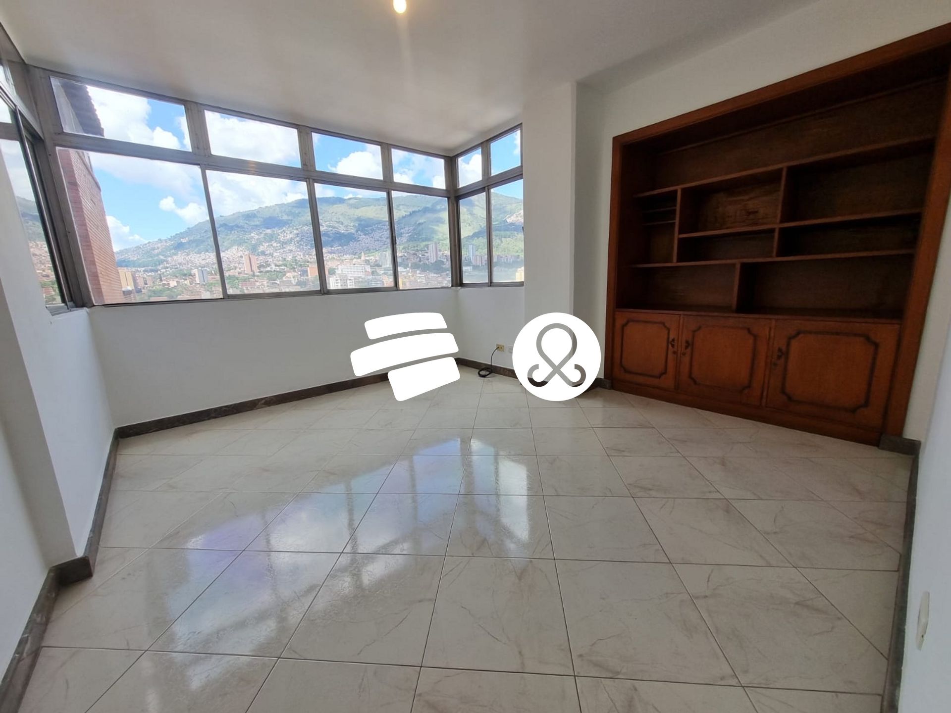 Apartamento en venta en La Candelaria, Medellín · foto 13 de 15