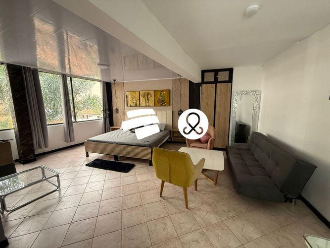 Edificio en venta en Guayaquil, Medellín, 896 m² · foto 7 de 9