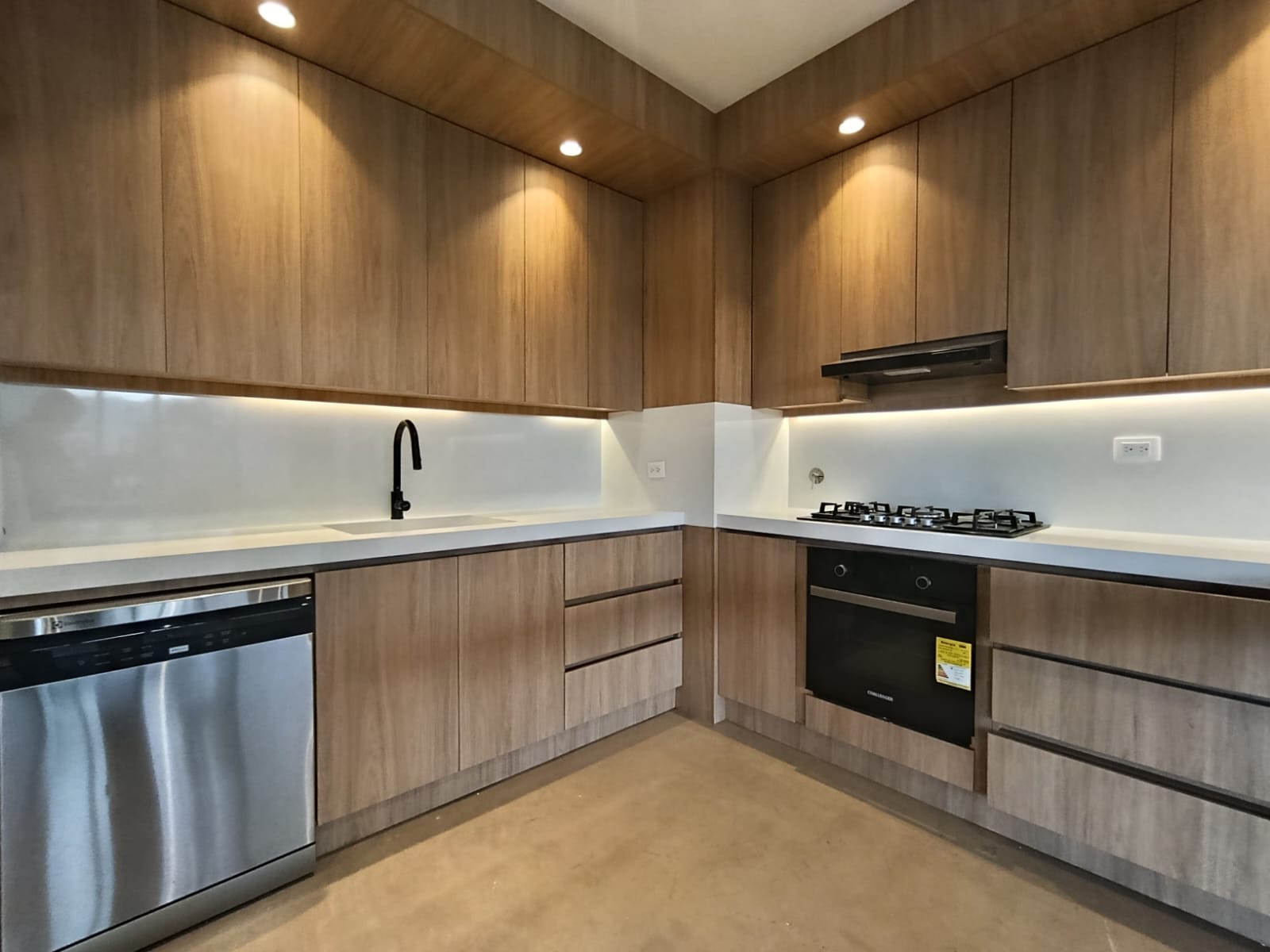 Apartamento en arriendo en El Poblado, Medellín · foto 2 de 20