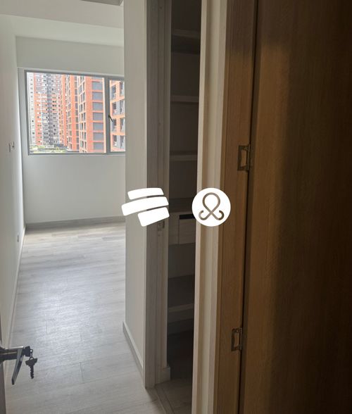 Apartamento de 3 alcobas en venta en Villa Carlota, Medellín, 138 m² · foto 18 de 19