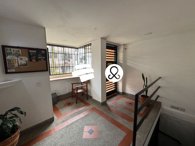Apartamento de 2 alcobas en venta en Laureles, Medellín, 52 m² · foto 13 de 14